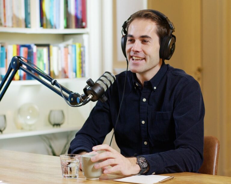Podcastserie De Reis van Leiderschap met Rik van der Woerdt van ADC Consulting.
