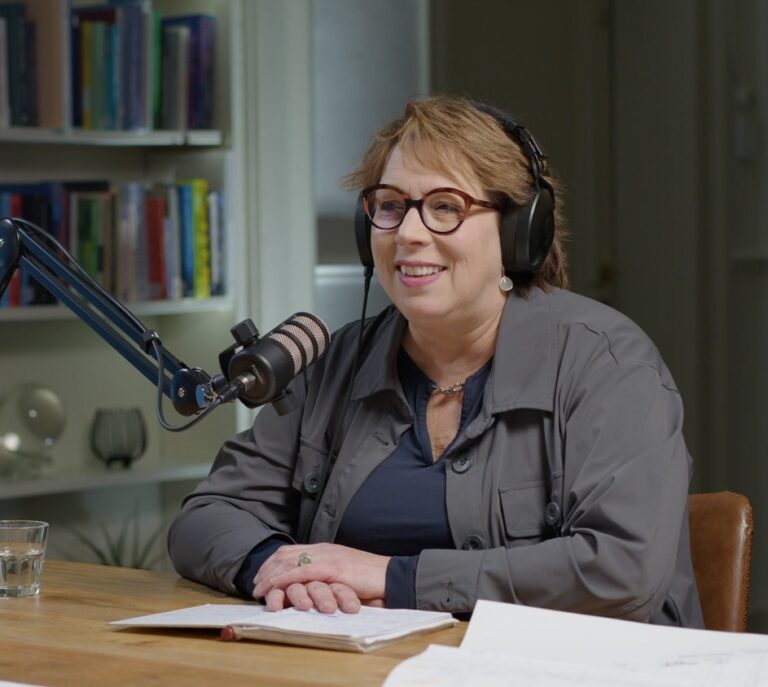 Podcastserie De Reis van Leiderschap met Manon Ketz Onderwijs